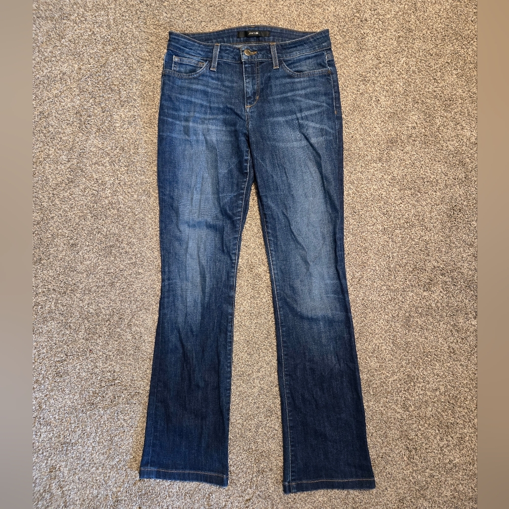 Joe's Jeans soft & stretchy blue denim boot cut jeans size 27 in great condition